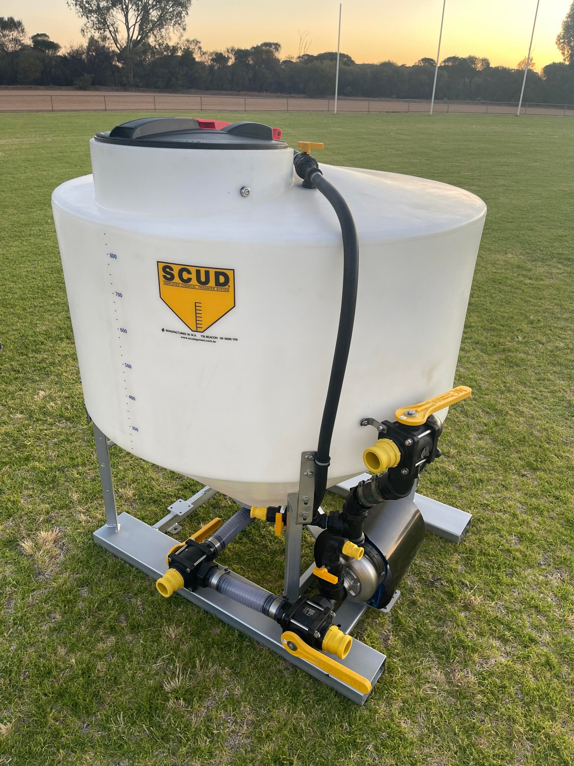 SCUD 800 Chemical Mixer view 3