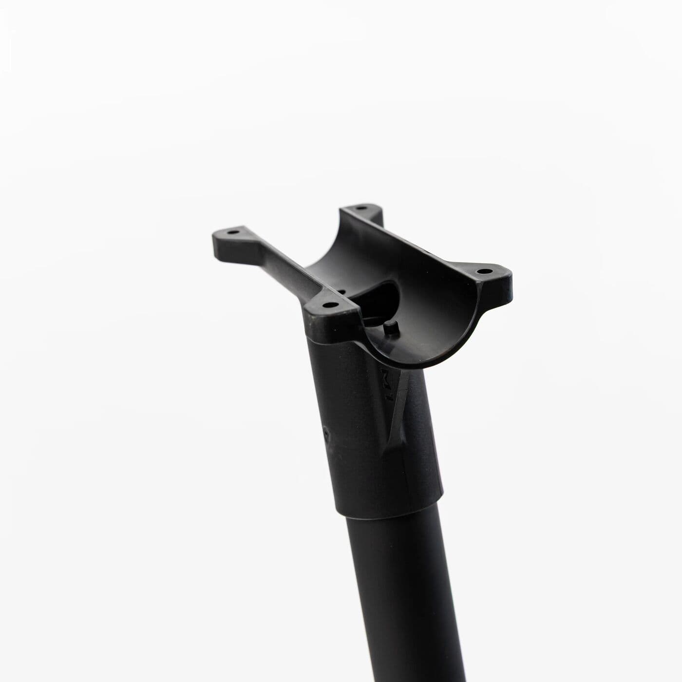 Landing Gear Crossbeam - Front (T100) YC.JG.ZS006692 view 3