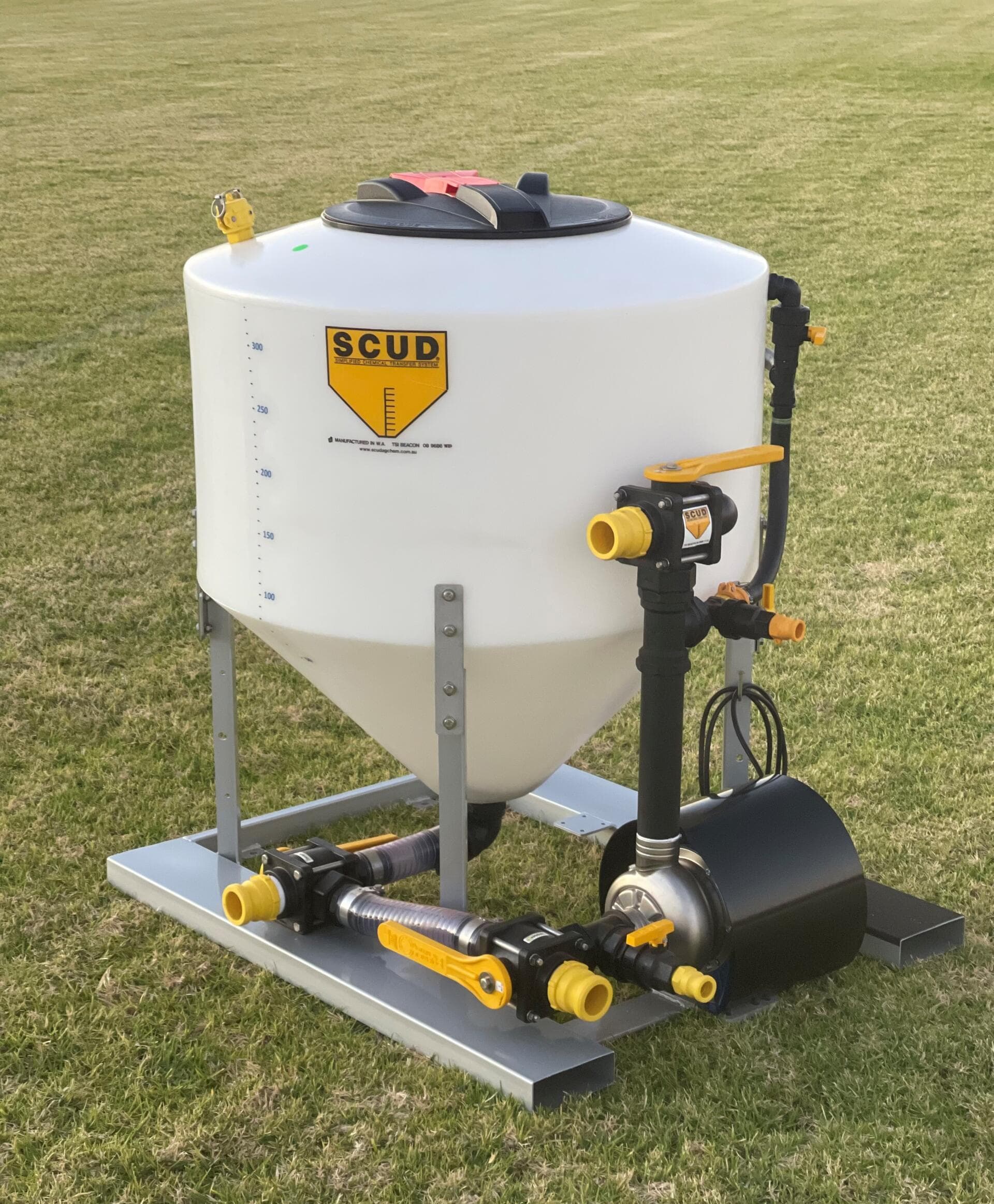 SCUD 350 Chemical Mixer view 2