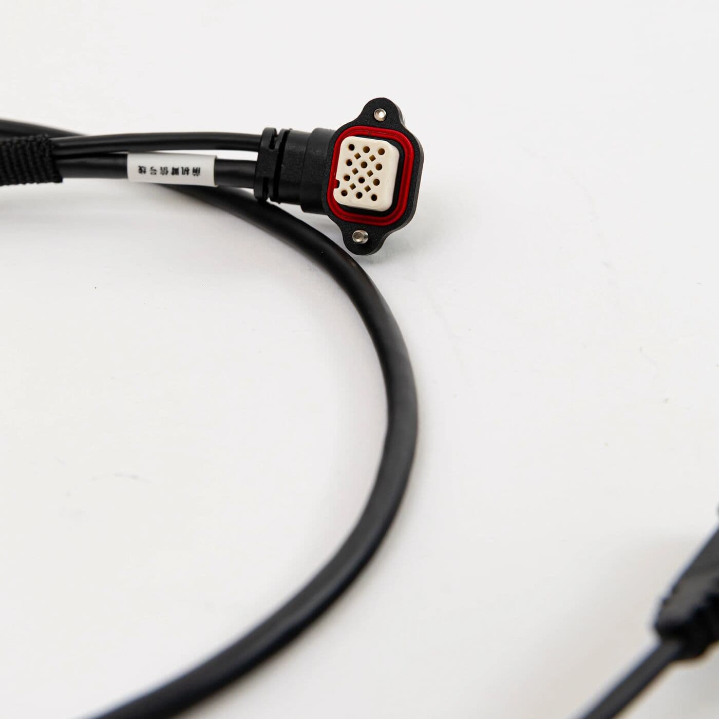 Aircraft Arm Signal Cable - Front (T100) YC.XC.XX001468 view 2